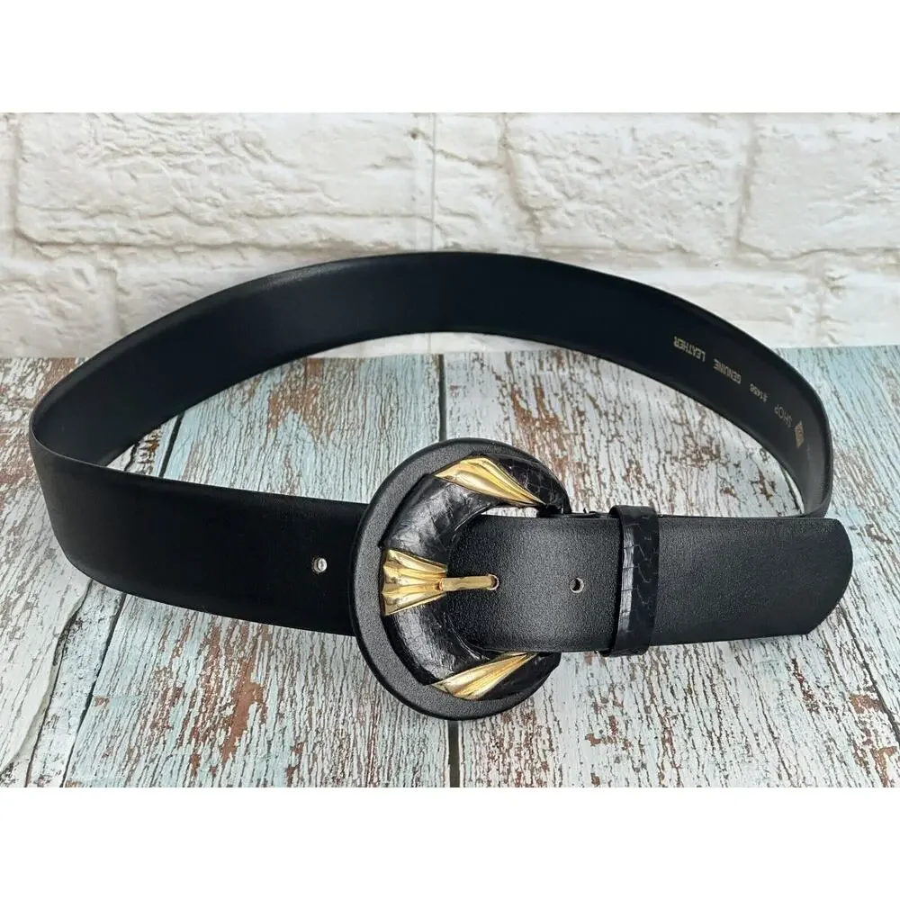 Women's Vintage 1980 Black and Gold Tone‎ Accent Buckle Belt L